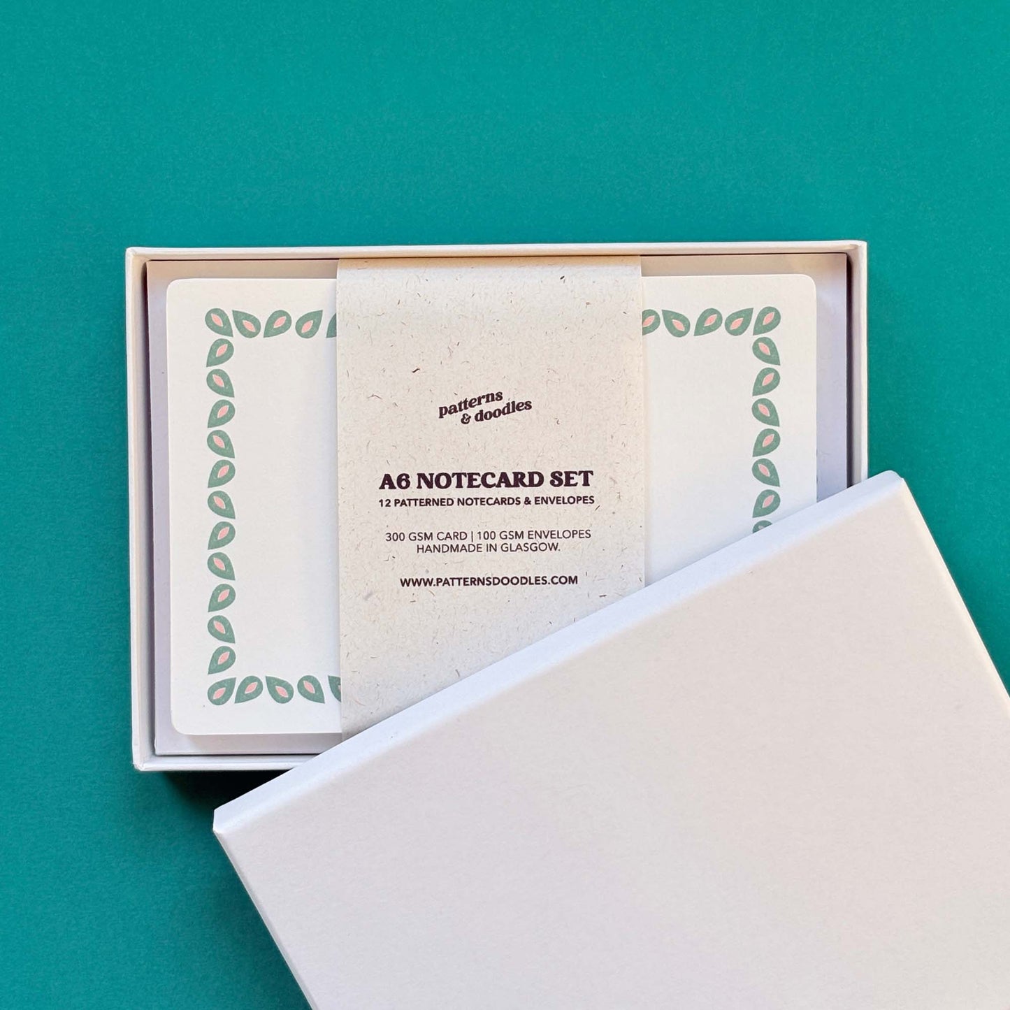 Set of 12 Note Cards with Printed Envelopes - Coco Green & Pink